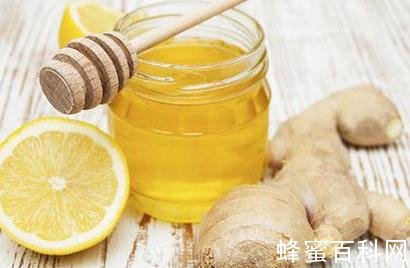 蜂蜜生姜可祛斑、防止老年斑
