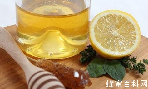 柠檬泡蜂蜜的正确做法 教你辨别真假蜂蜜