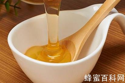 蜂蜜营养介绍及其食用安全性探讨