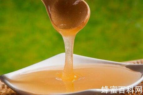 蜂蜜是老年人的最好“牛奶”