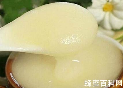 蜂蜜和感冒药同时服用或导致药效失效