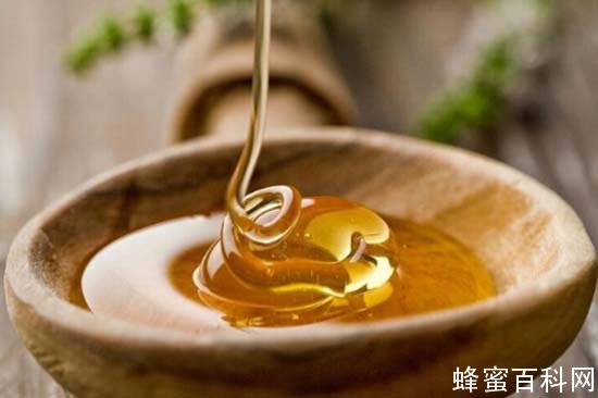 四个鉴别假蜂蜜的简单方法