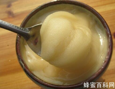如何辨别蜂蜜是凉性还是热性？热性蜂蜜和凉性蜂蜜的区别