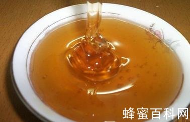蜂蜜晚上喝好不好蜂蜜专家告诉你