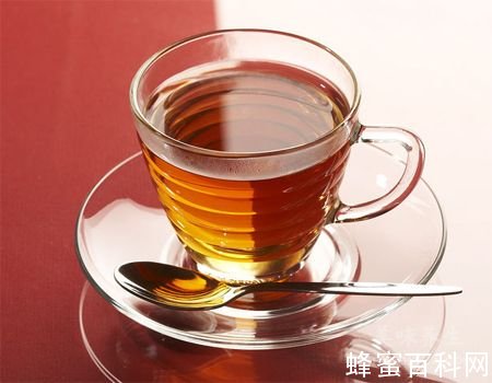 早晨空腹喝柠檬蜂蜜水好吗？