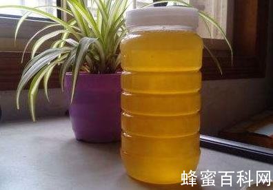 蜂蜜的营养价值 蜂蜜是早晨喝还是晚上喝好