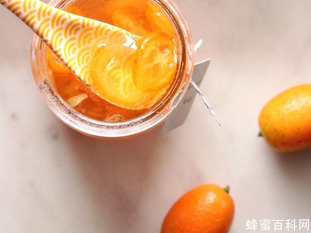金桔蜂蜜茶的做法