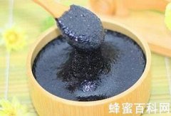 蜂蜜治疗老年性慢性支气管炎的方法