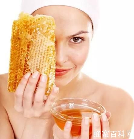 蜂蜜美容护肤的功效及方法